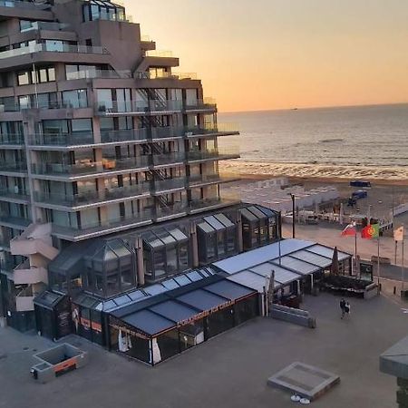 Appartement Met Zeezicht Op Het Van Bunnenplein クノック・ヘイスト エクステリア 写真