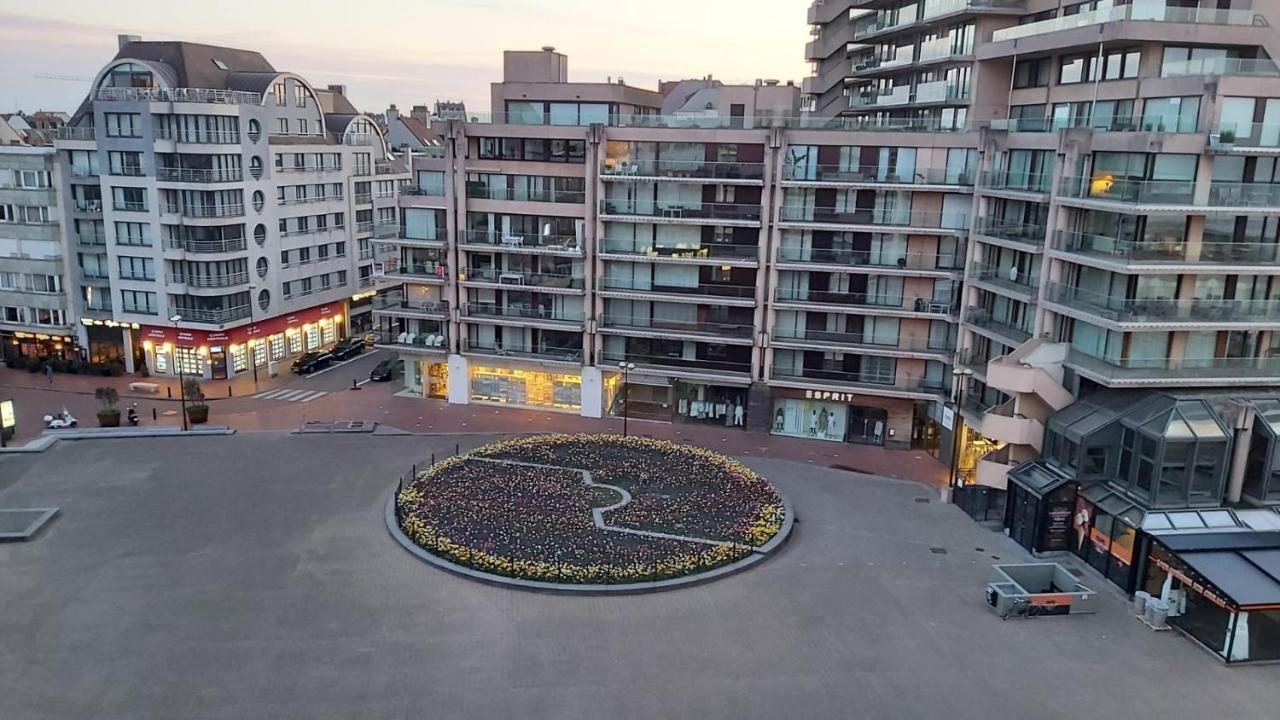 Appartement Met Zeezicht Op Het Van Bunnenplein クノック・ヘイスト エクステリア 写真